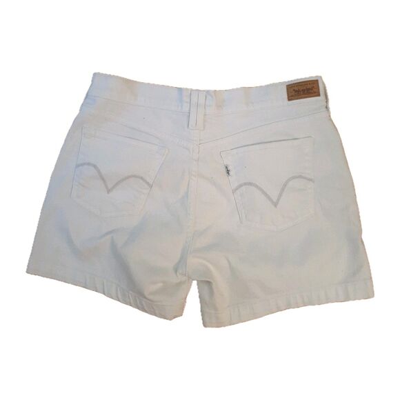 Levis 515 Shorts Classic White Summer Womens 8 M  Mid Rise Stretch  4.5 Inseam - Picture 2 of 8